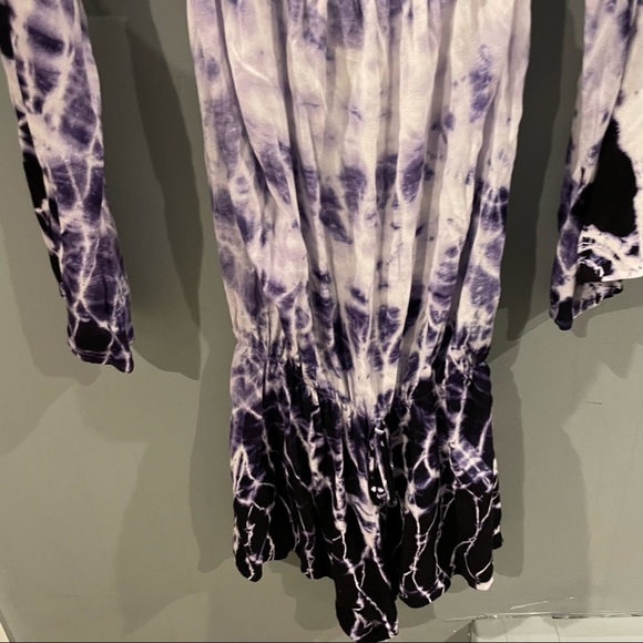 Adorable  tie dye purple romper (shorts and long sleeve) S - Picture 4 of 7